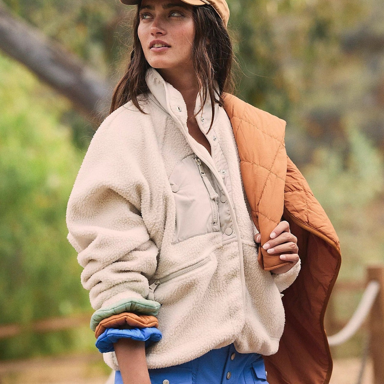 Chaqueta ligera de sherpa informal
