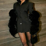 Blazer de talle alto con cuello en V