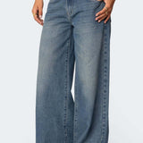 Vaqueros estampados de tiro bajo y pierna ancha