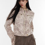 Chaqueta corta tie-dye con cuello alto