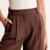 Pantalones Lara: elegantes y cómodos para un estilo sin esfuerzo
