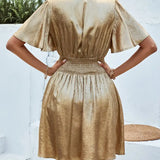 Vestido de mujer - Escote en pico - Mangas mariposa - Cintura ajustada - Tejido brillante