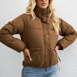 Chaqueta acolchada con cuello alto corto