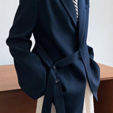 Blazer drapeado de moda con cuello manzana