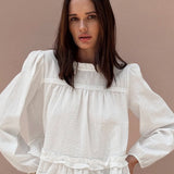 Blusa holgada con cuello redondo y volantes fruncidos
