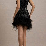Vestido de noche ajustado con lentejuelas brillantes y esponjosas.