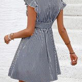 Vestido de mujer - Escote cruzado - Mangas con volantes - Cintura ajustada - Falda acampanada