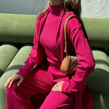 Conjunto acogedor de lujo, elegante, cómodo y sofisticado para mujer.