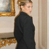 Blazer de talle alto con cuello en V