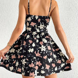 Paula - Precioso vestido con cintura definida y estampados deslumbrantes.
