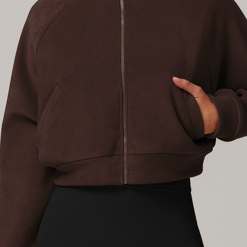 Chaqueta de yoga cálida y resistente al viento con cuello alto y cierre de cremallera, forrada de polar, con forro y cuello alto.