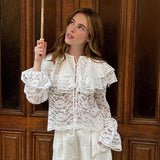 Blusa vintage de manga larga con encaje y volantes