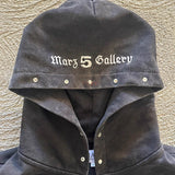 Sudadera con capucha y estampado de diamantes de imitación estilo streetwear