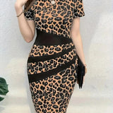 Vestido tubo con estampado de leopardo y paneles de malla para mujer