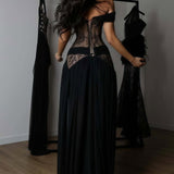 Vestido largo sexy de encaje de patchwork calado con una abertura transparente