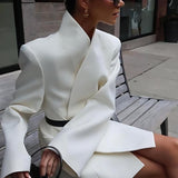 Blazer de manga larga con cuello alto