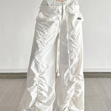 Pantalones cargo blancos de pierna ancha con cordón