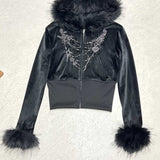 Sudadera gótica con capucha de corte entallado con paneles de piel y diamantes de imitación.
