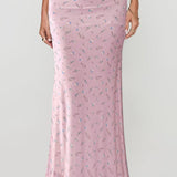 Falda larga cómoda y ajustada con estampado floral digital.