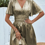 Vestido de mujer - Escote en pico - Mangas mariposa - Cintura ajustada - Tejido brillante
