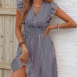 Vestido de mujer - Escote cruzado - Mangas con volantes - Cintura ajustada - Falda acampanada