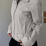 Chaqueta utilitaria sencilla con cremallera