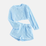 Conjunto de ropa de estar por casa para mujer: top corto de manga larga y pantalones cortos suaves de cintura alta.