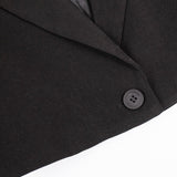 Conjunto de dos piezas: minifalda y blazer con solapas