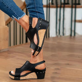 Sandalias de cuña para mujer - Punta abierta - Tira trasera - Elegantes detalles de remaches