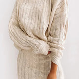 Falda corta con jersey holgado - Cómoda y a la moda