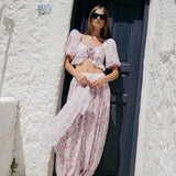 Conjunto floral rosa y blanco de dos piezas: top con mangas abullonadas y pantalón farol