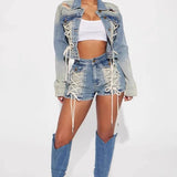 Conjunto de chaqueta y pantalones cortos de moda