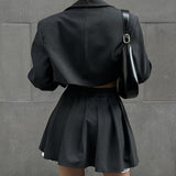 Conjunto de dos piezas: minifalda y blazer con solapas