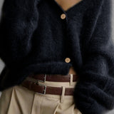 Chaleco de manga larga con botones al frente y cuello en V