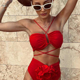 Bikini cuello halter con detalle floral - Elegante y cómodo