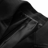 Blazer entallado con hombreras acolchadas