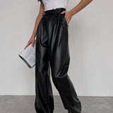 Pantalones anchos de piel sintética: máxima elegancia y comodidad.