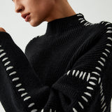 Alma | Suéter Oversize-Dolcevita con detalles de Piqué
