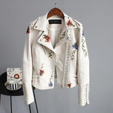 Chaqueta biker para mujer – Corte entallado – Piel sintética ligera – Bordado floral – Tachuelas