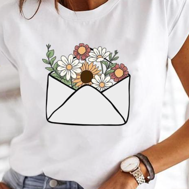 Camiseta de mujer – Corte holgado – Punto suave – Mangas cortas – Estampado de corazones