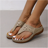 Sandalias para mujer – Diseño tipo chancla con tira para la puntera – Suela cómoda – Detalle de corte