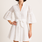 Vestido de mujer – Algodón ligero – Corte en A – Bordado de ojales – Mangas abullonadas