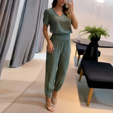 Blusa de mujer – Corte holgado – Tejido lujoso – Cuello en V – Mangas abullonadas