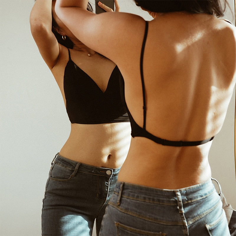 Bralette para mujer – Sujeción ligera – Tirantes ajustables – Cuello en V – Tejido suave y transpirable