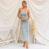 Vestido de mujer sin tirantes – Corte entallado – Denim estructurado – Largo midi