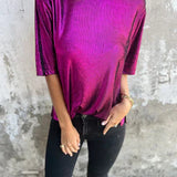 Blusa de mujer – Corte fluido – Tejido ligero y brillante – Mangas cortas – Estilo drapeado