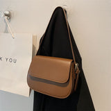 Bolso de hombro marrón clásico, elegante, práctico y atemporal para mujer.