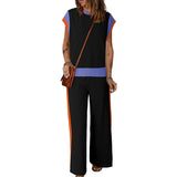 Conjunto de mujer – Tejido ligero – Top de manga 3/4 – Pantalón acampanado 7/8 – Detalle en contraste