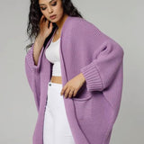 Cárdigan de mujer – Corte oversize – Punto acanalado grueso – Bolsillos delanteros – Frente abierto
