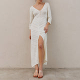 Vestido largo de mujer – Punto fino – Corte entallado – Abertura alta – Escote en pico